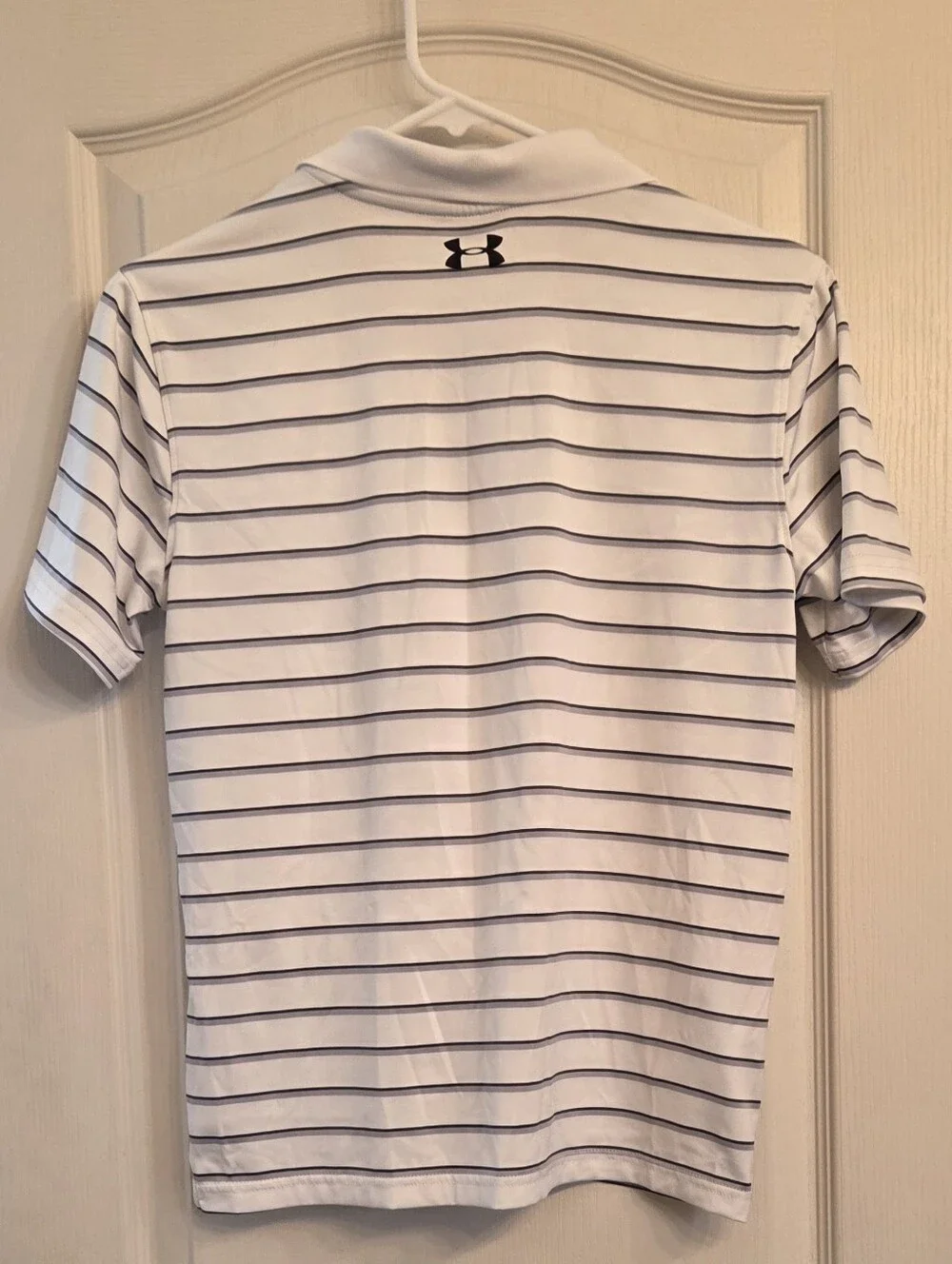 Under Armour White Polo with Thin Black Stripes KIDS SZ XL